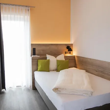 ホテル Albhotel Bahnhoefle Stubersheim