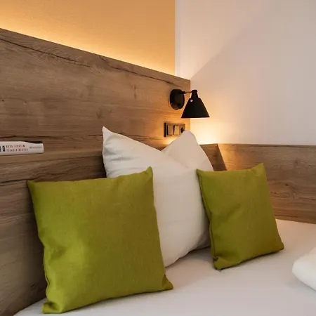 Hotel Albhotel Bahnhoefle Stubersheim