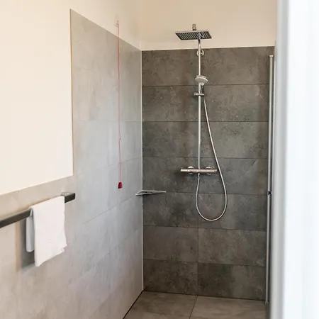 Albhotel Bahnhoefle ホテル *