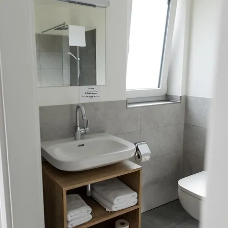 Szálloda Albhotel Bahnhoefle Stubersheim